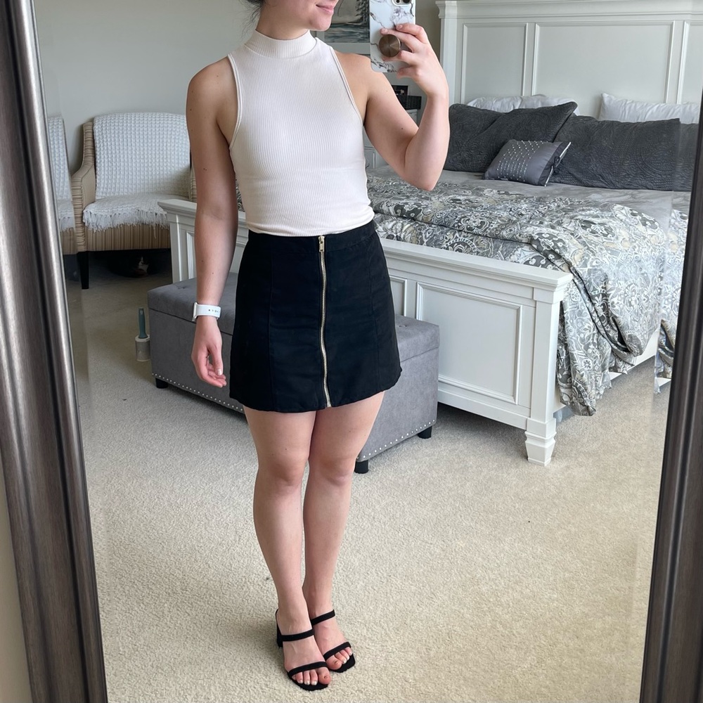 H&M Suede A-Line Gold Zipper Mini Skirt size 4